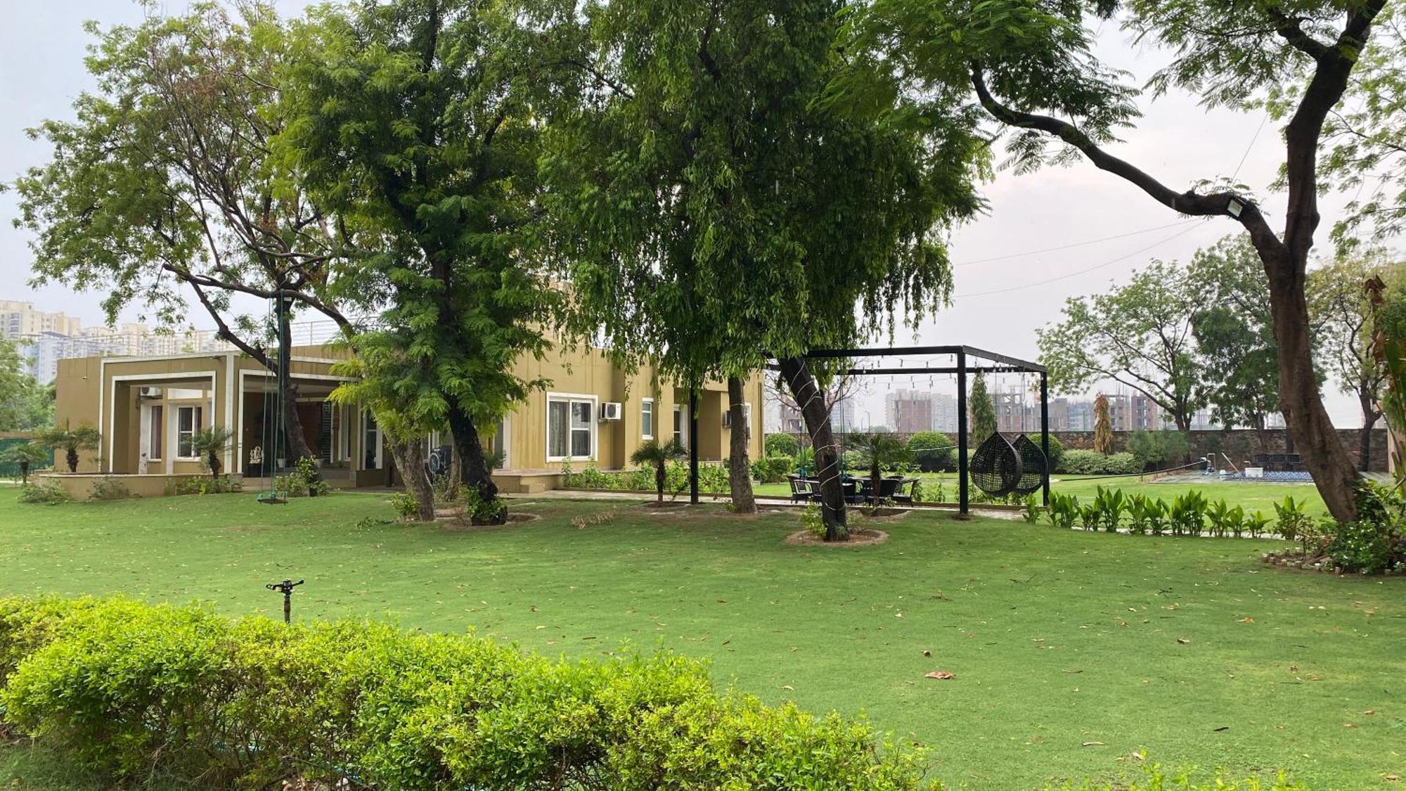 Raas Vilas - Boutique Farm House With Pool Tāoru 외부 사진
