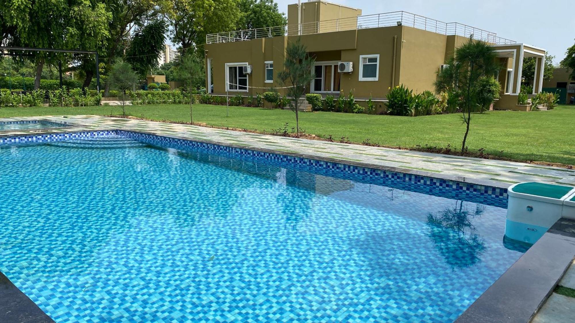 Raas Vilas - Boutique Farm House With Pool Tāoru 외부 사진
