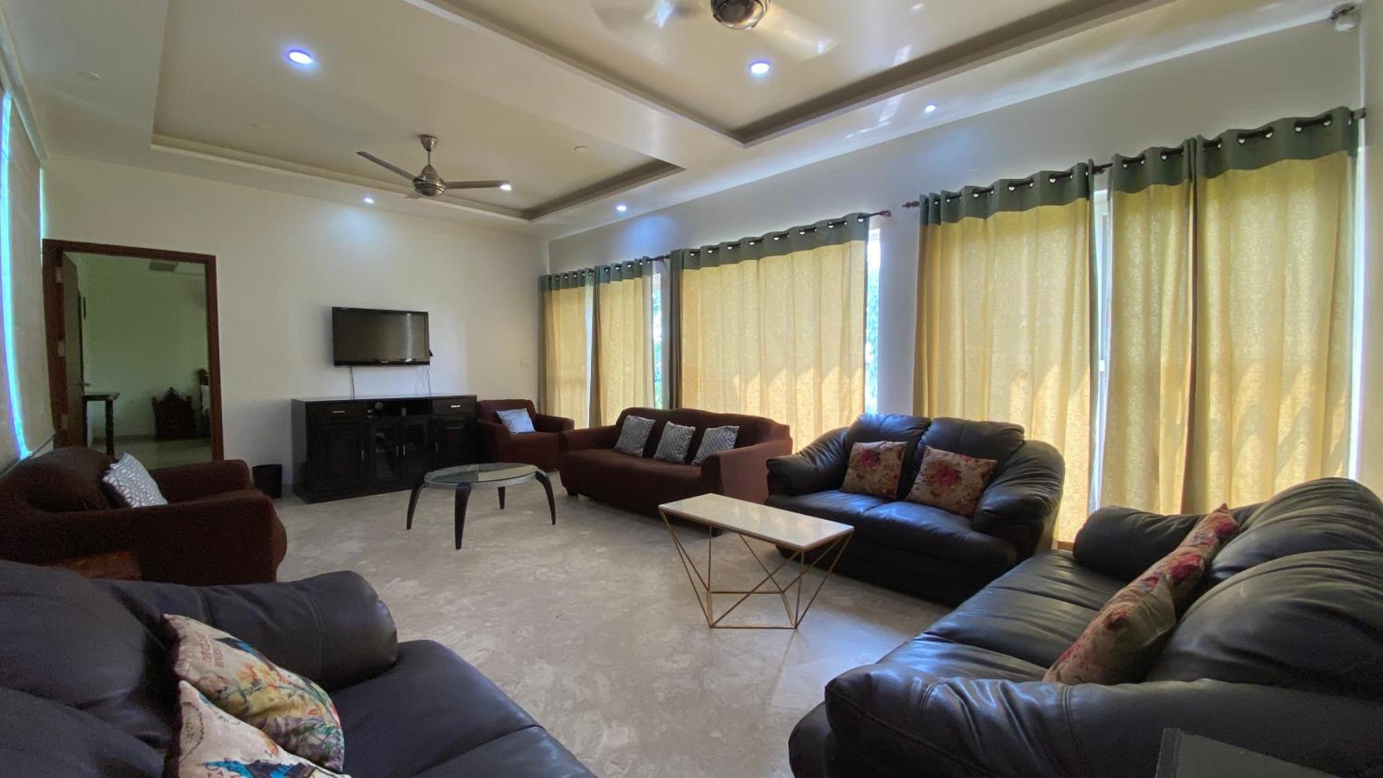 Raas Vilas - Boutique Farm House With Pool Tāoru 외부 사진