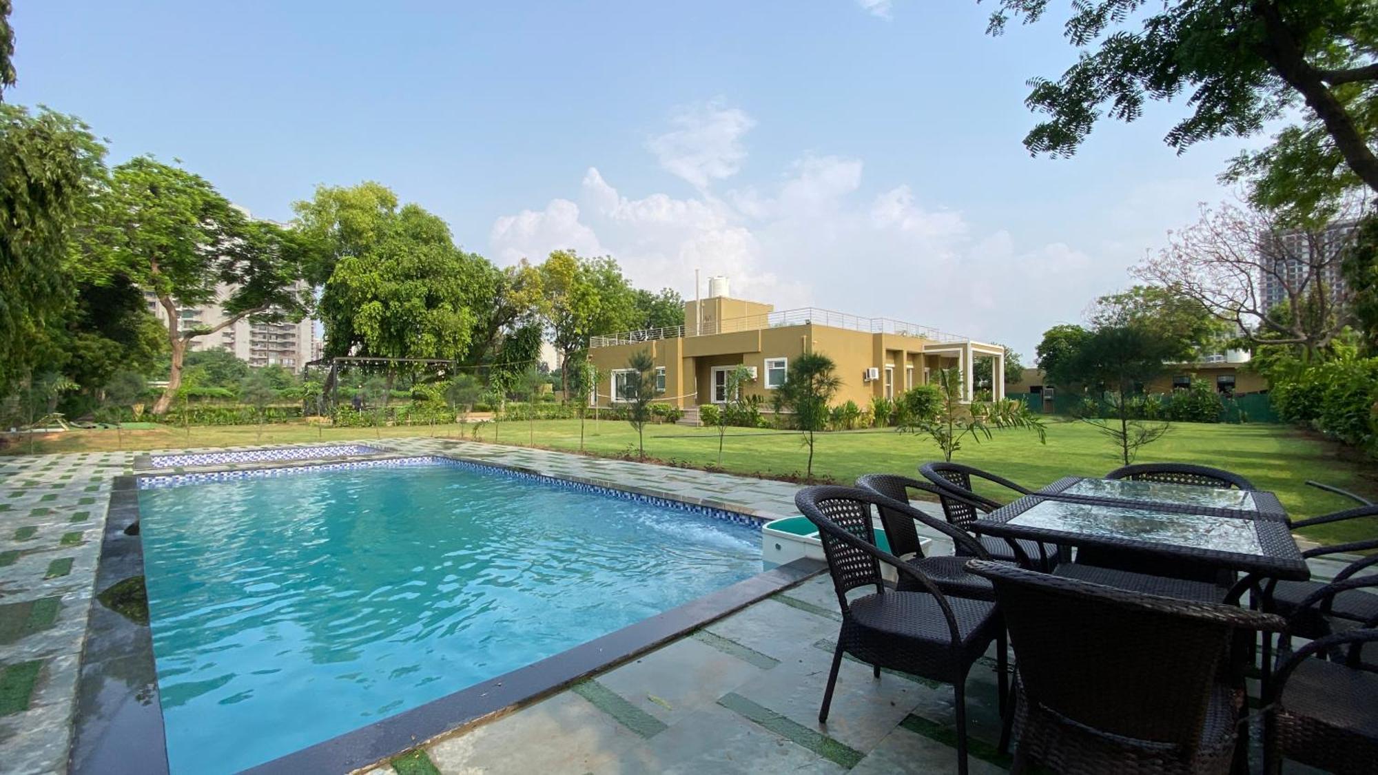 Raas Vilas - Boutique Farm House With Pool Tāoru 외부 사진