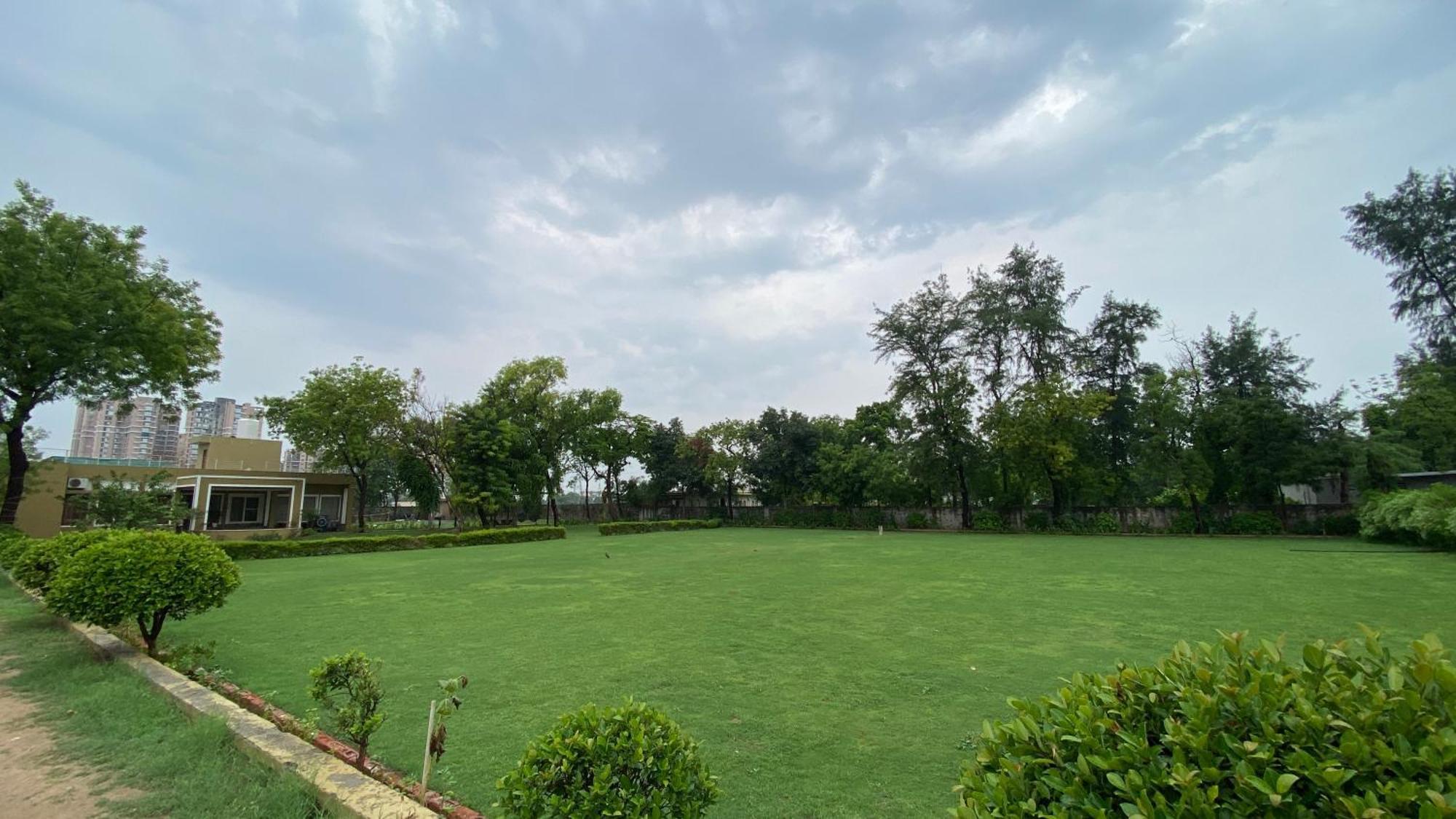 Raas Vilas - Boutique Farm House With Pool Tāoru 외부 사진