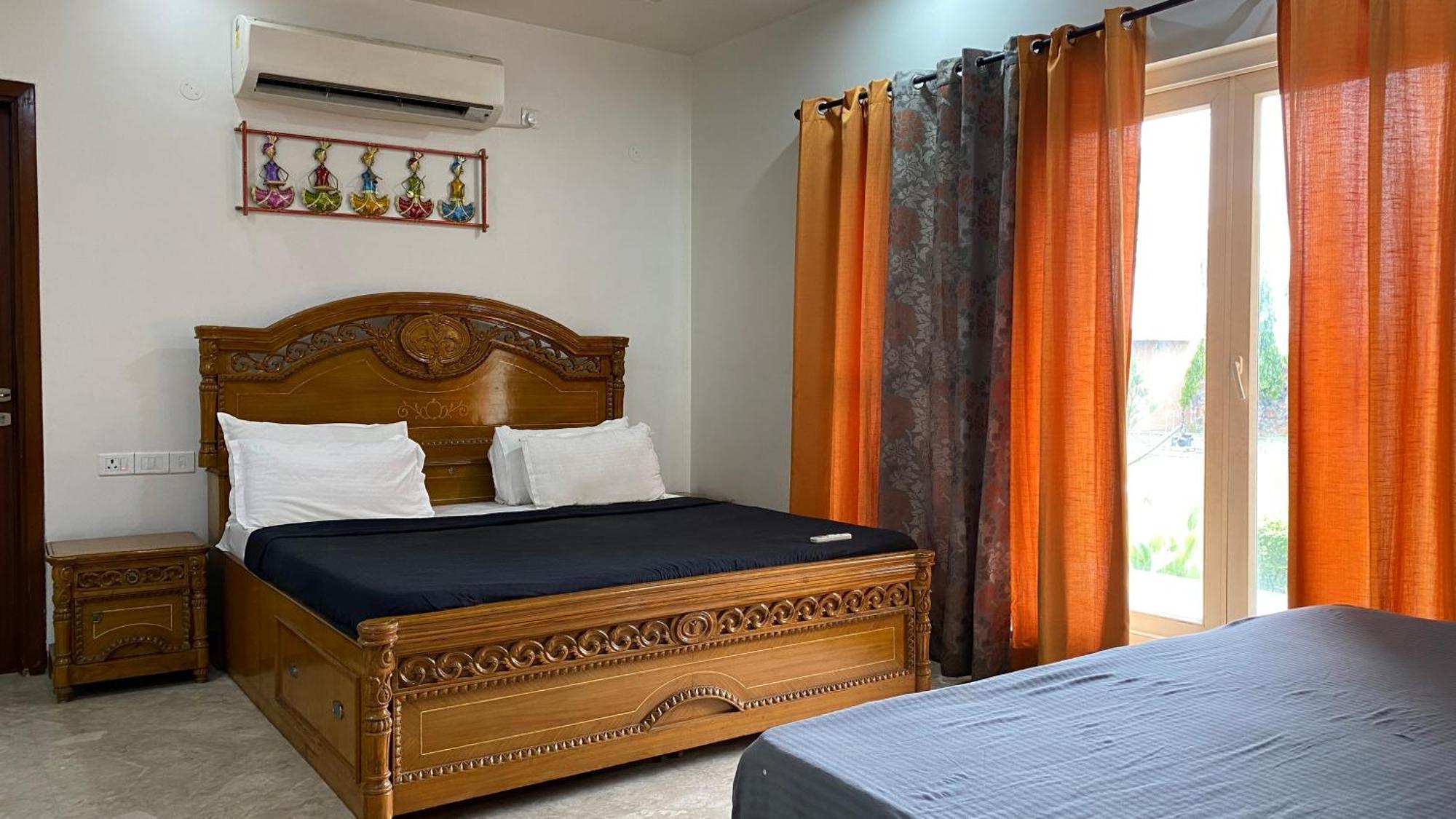 Raas Vilas - Boutique Farm House With Pool Tāoru 외부 사진