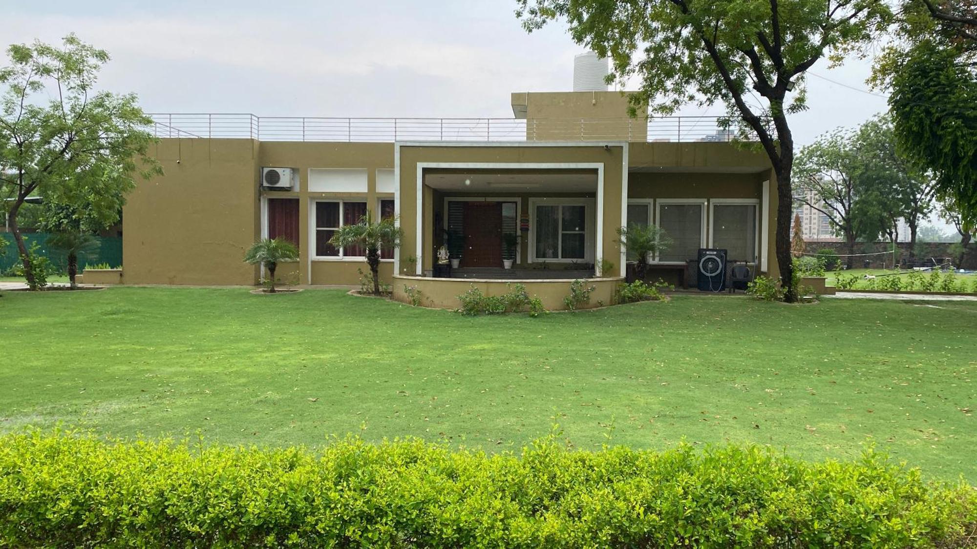 Raas Vilas - Boutique Farm House With Pool Tāoru 외부 사진